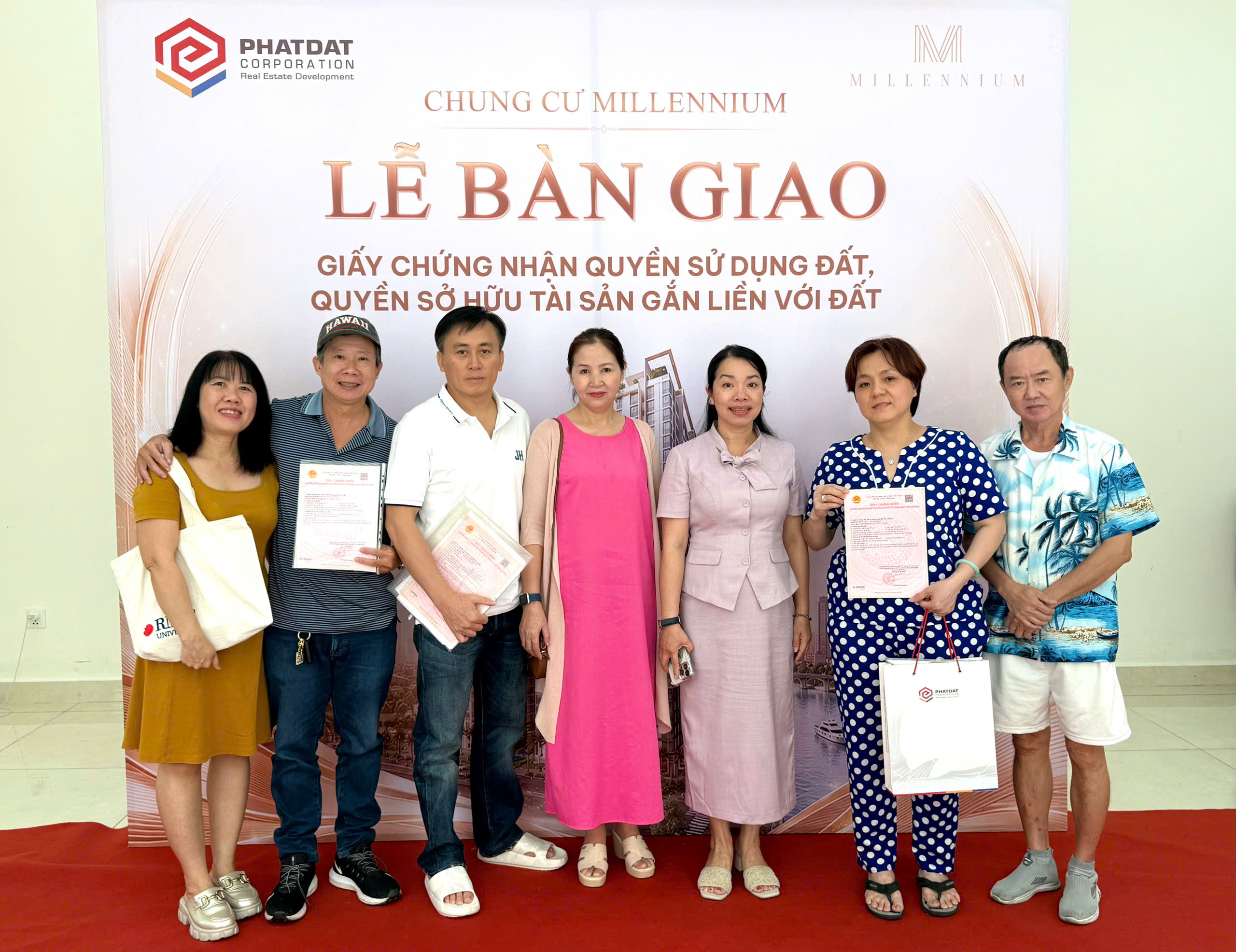 Cư dân Millennium chính thức nhận sổ hồng
